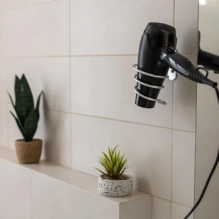 Apartment Blue's Place - Stanza Accogliente - Wi-fi Gratuito Como