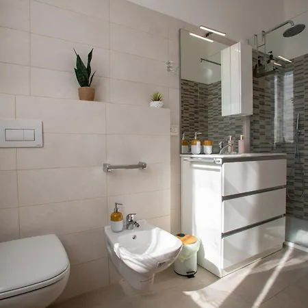 Blue's Place - Stanza Accogliente - Wi-fi Gratuito Como